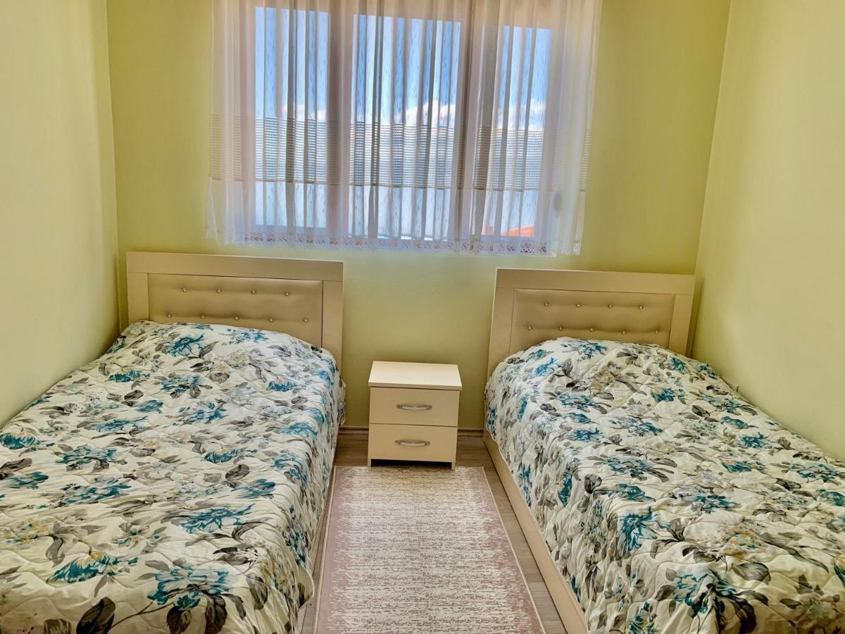 Syzo Apartment